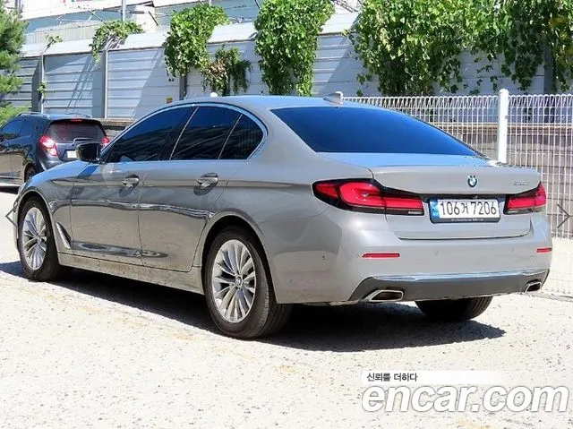 BMW 5 Series G30 — Фото автомобиля 3