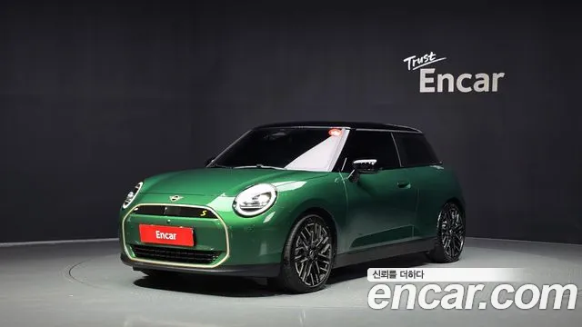 Фотография автомобиля — MINI Cooper 4th Gen
