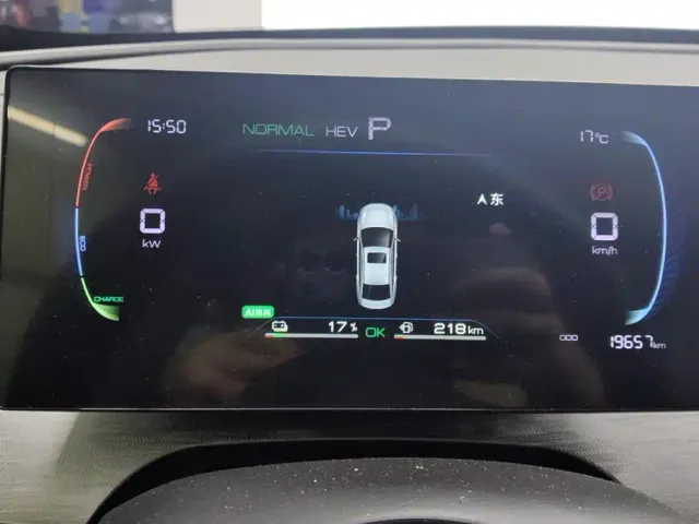 BYD Seal 05 DM-i — Фото автомобиля 14