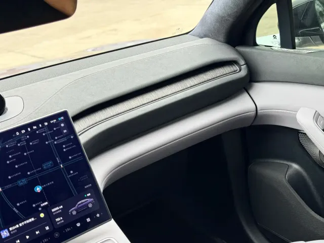 Nio EC6 — Фото автомобиля 14