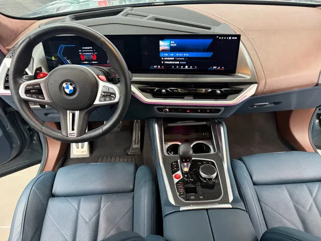 BMW XM — Фото автомобиля 11