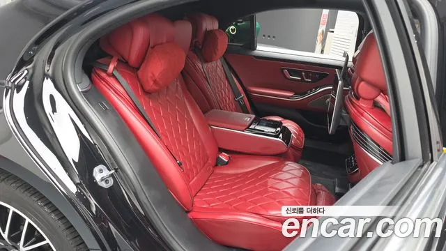 Mercedes-Benz S-Class — Фото автомобиля 11