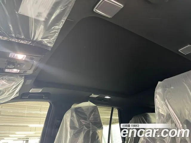 Cadillac Escalade Generation 5 — Фото автомобиля 12