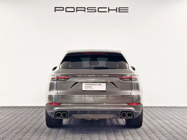 Porsche Cayenne — Фото автомобиля 4