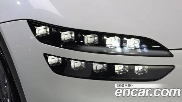 Genesis GV60 — Фото автомобиля 20