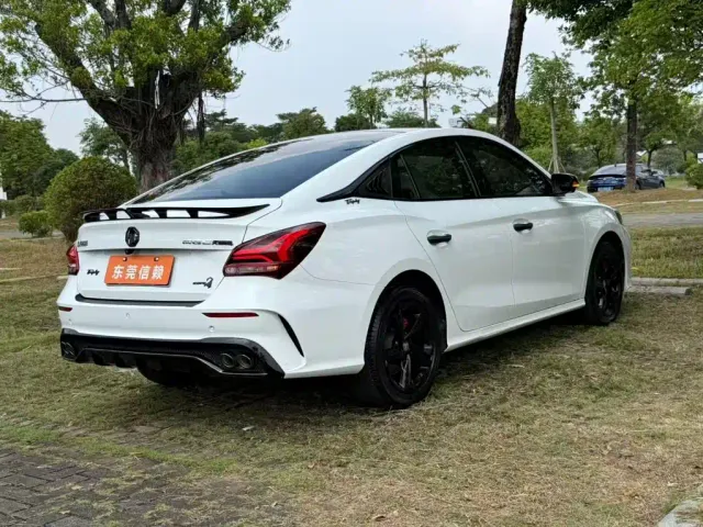 MG 5 Scorpio — Фото автомобиля 6