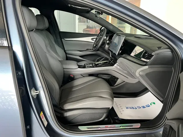 BYD Seal 07 DM-i — Фото автомобиля 11