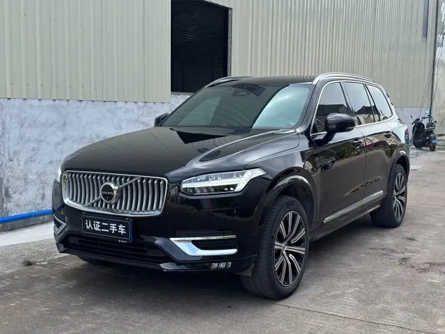 Фотография автомобиля — Volvo XC90