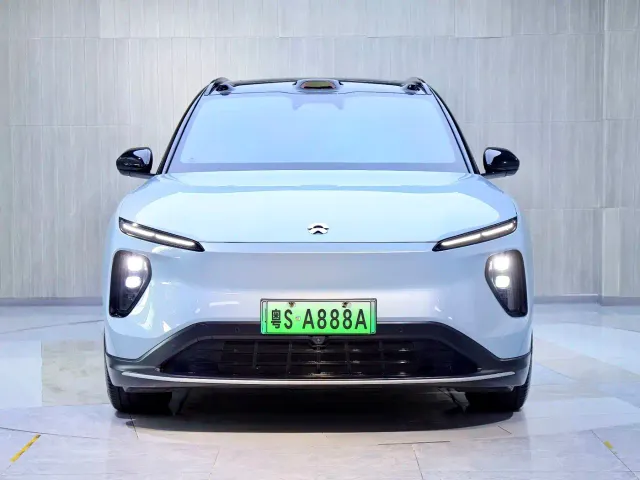 Nio ES6 — Фото автомобиля 5