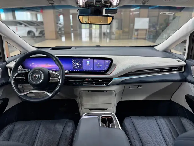 Buick Century 2023 2.0T 4-Seat Private Edition — Фото автомобиля 14