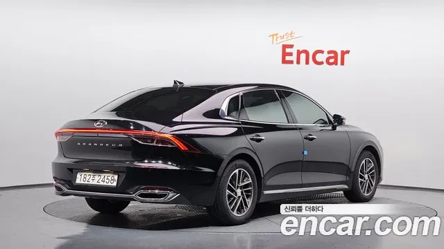 Hyundai Grandeur New — Фото автомобиля 2