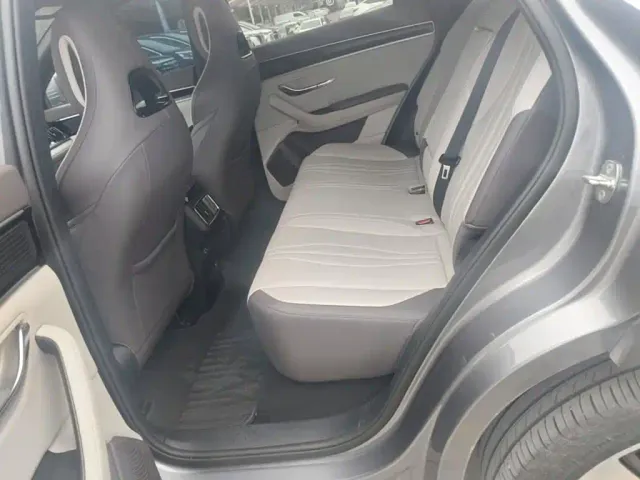 BYD Song PLUS — Фото автомобиля 16