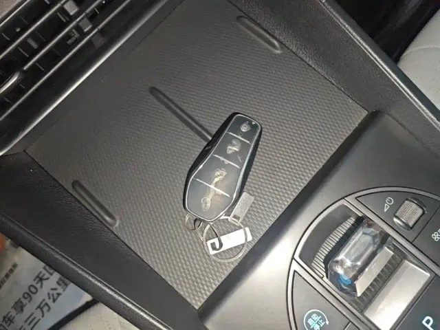 BYD Seal 05 DM-i — Фото автомобиля 8