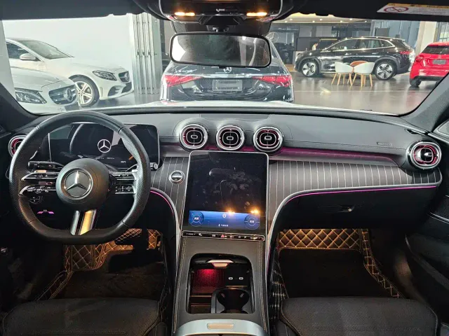 Mercedes-Benz C-Class — Фото автомобиля 12