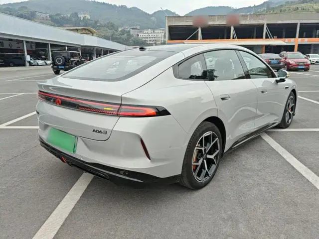 Changan Qiyuan A06 — Фото автомобиля 6