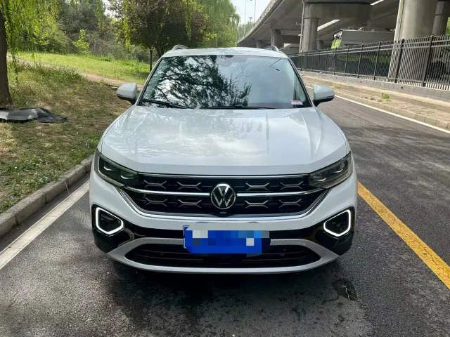Volkswagen Tayron — Фото автомобиля 2