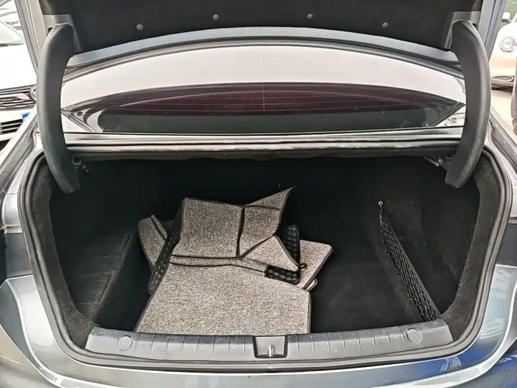BYD Destroyer 05 2022 DM-i 55KM Luxury — Фото автомобиля 18