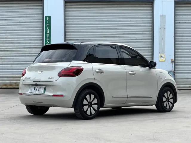 Wuling Bingo — Фото автомобиля 6