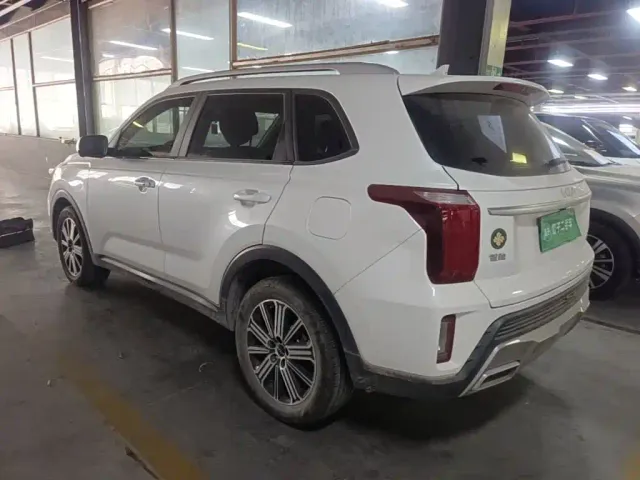 Kia Sportage — Фото автомобиля 4