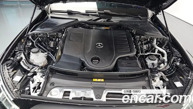 Mercedes-Benz E-Class — Фото автомобиля 6