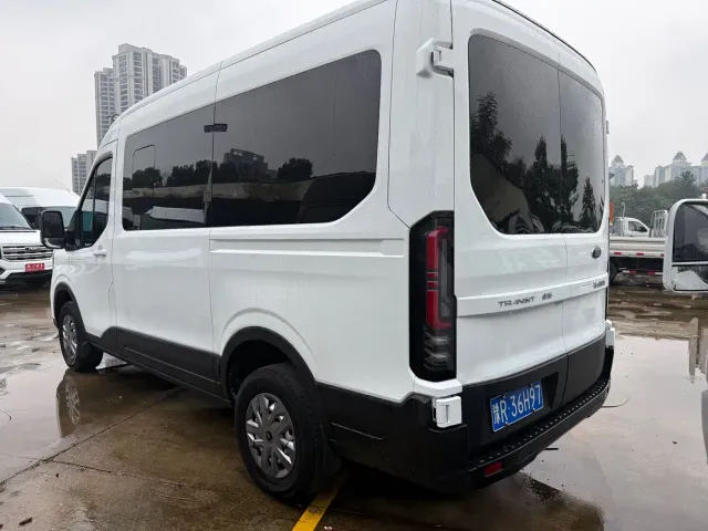 Ford Transit T8 — Фото автомобиля 6