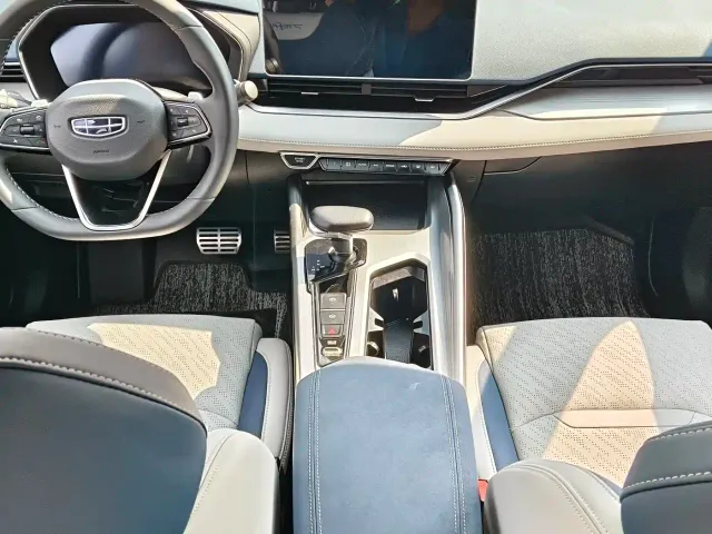 Geely Xingrui — Фото автомобиля 5