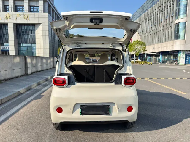 Wuling Hongguang Mini EV — Фото автомобиля 13