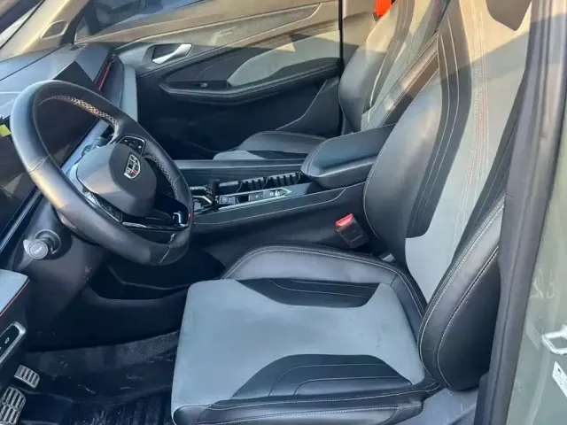 Geely Binrui — Фото автомобиля 7