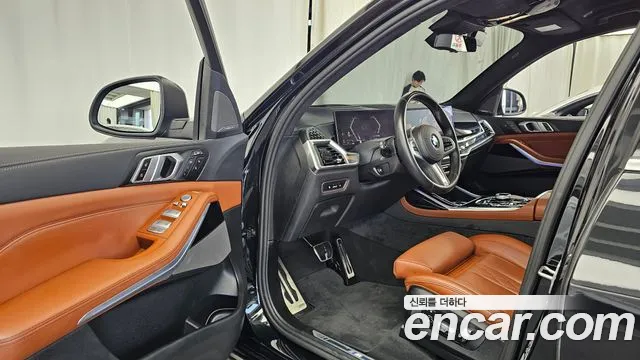 BMW X7 G07 — Фото автомобиля 15
