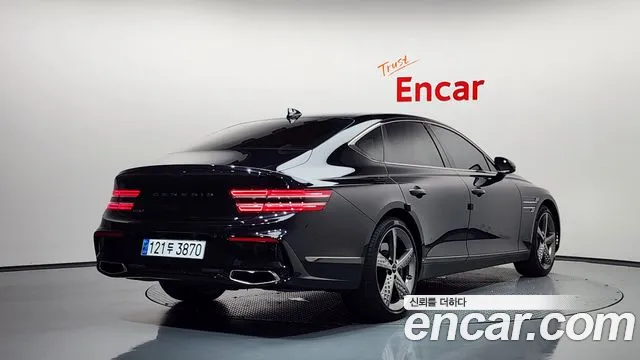 Genesis G80 RG3 — Фото автомобиля 2