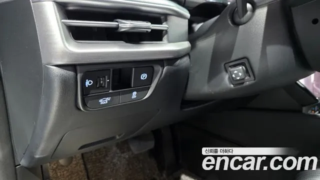Hyundai Grandeur Grandeur (GN7) 2.5 Бензин 2WD — Фото автомобиля 10