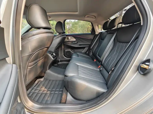 Chery Arrizo 8 — Фото автомобиля 6