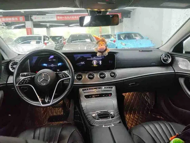 Mercedes-Benz CLS-Class — Фото автомобиля 5