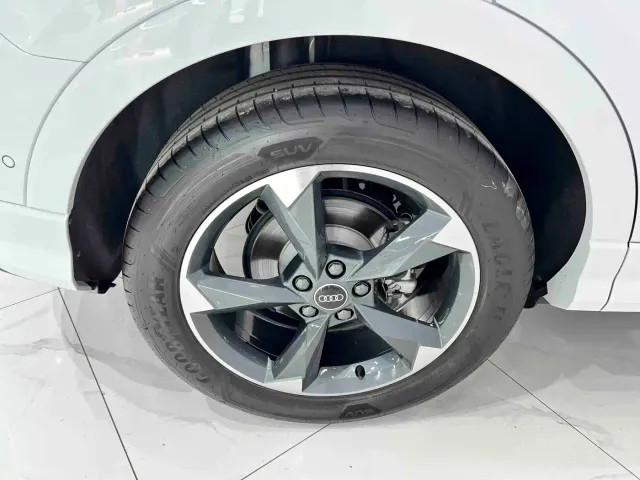 Audi Q3 — Фото автомобиля 20