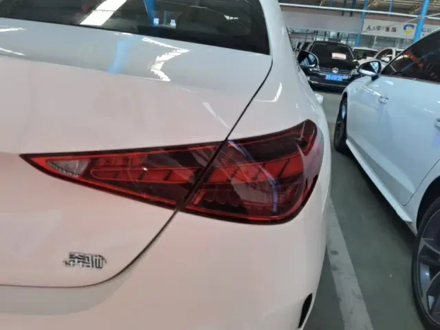 Mercedes-Benz C-Class — Фото автомобиля 7