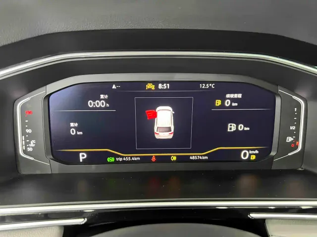 Volkswagen Tiguan L — Фото автомобиля 8