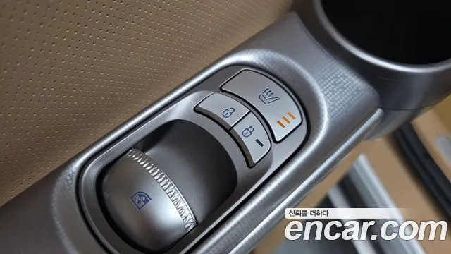 Genesis GV60 — Фото автомобиля 17