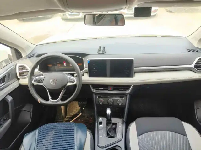 Volkswagen Tharu — Фото автомобиля 12