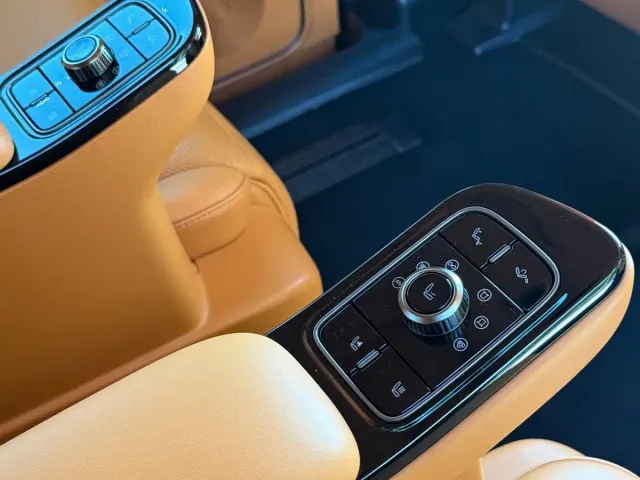 Wey Alpine — Фото автомобиля 20