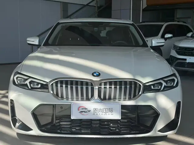 BMW 3 Series — Фото автомобиля 2