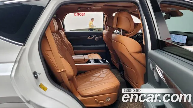 Genesis GV80 2.5T Бензин AWD — Фото автомобиля 10