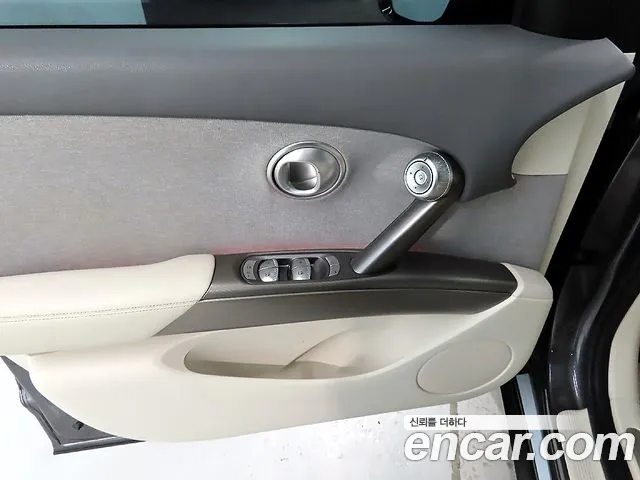 Genesis GV60 — Фото автомобиля 15