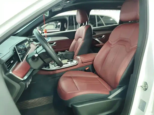 Jetour X70 Plus — Фото автомобиля 10