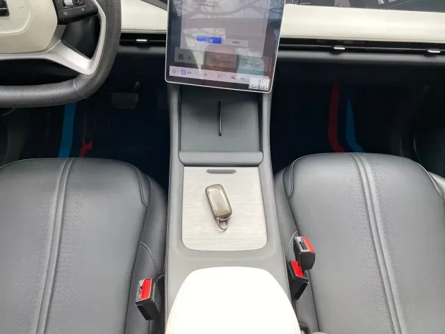 Geely Galaxy L7 — Фото автомобиля 11