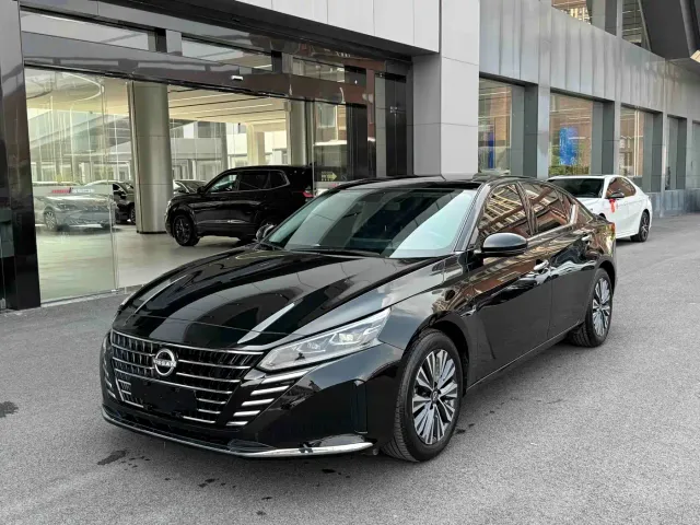 Фотография автомобиля — Nissan Teana