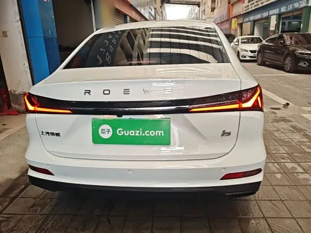 Roewe i5 — Фото автомобиля 5