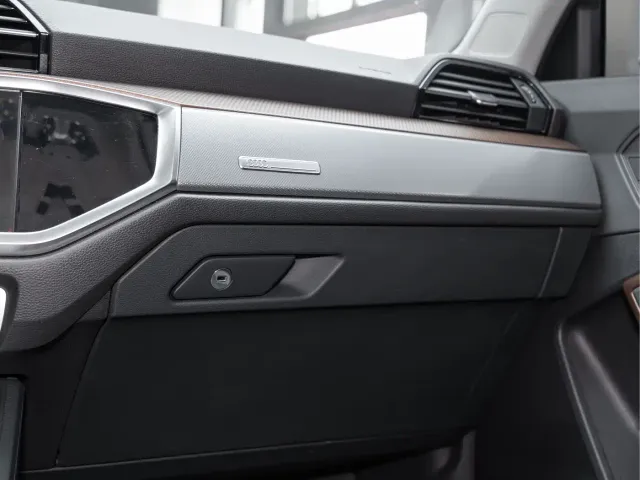 Audi Q3 — Фото автомобиля 14