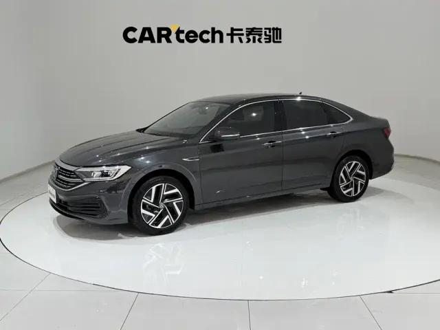 Фотография автомобиля — Volkswagen Sagitar