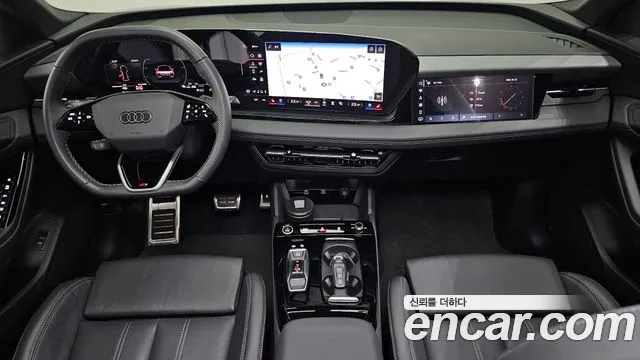 Audi Q6 e-tron — Фото автомобиля 7