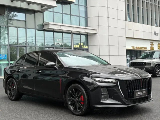 Hongqi H5 — Фото автомобиля 2